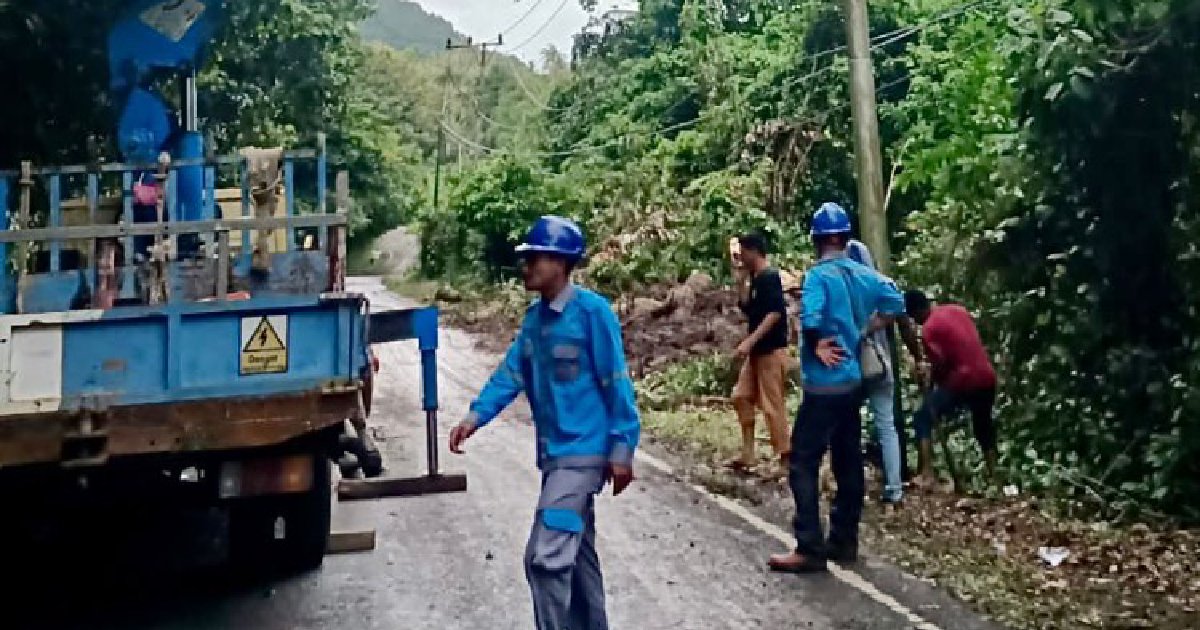 www.sabangkota.go.id | Berita PLN Sabang Terus Berupaya Mengatasi Listrik  Padam Di Daerah Iboih Akibat Bencana Longsor.