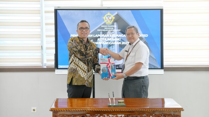 Pj Wali Kota Sabang serahkan LKPD Unaudited Tahun Anggaran 2023 ke BPK